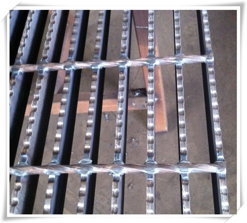 齒形鋼格板_鋸齒型鋼格板